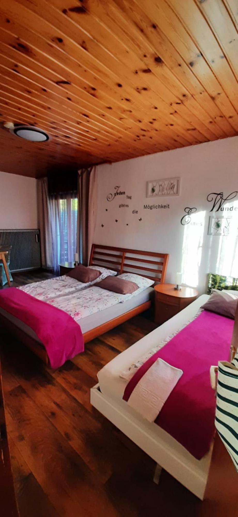 Haus Sieben - Singer Lydia Bed and Breakfast Kotschach-Mauthen Buitenkant foto